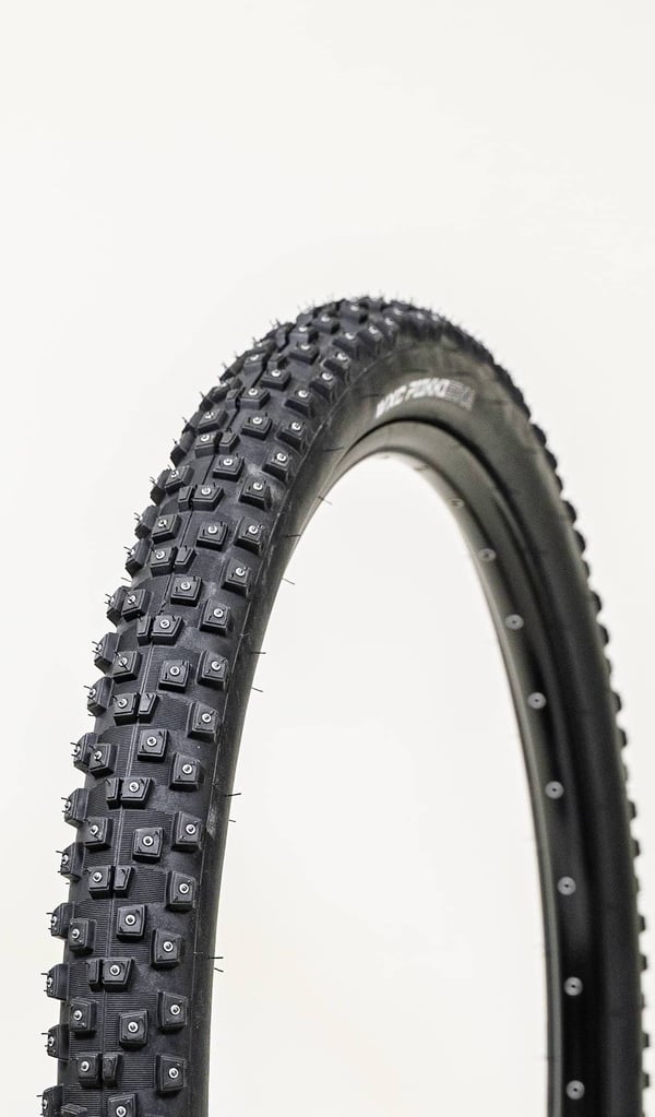 Suomi Tyres Piikkisika pigdæk W396 TLR 29 x 2.25"