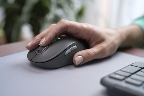 Logitech MK950 Signature Slim -näppäimistö ja hiiri, harmaa
