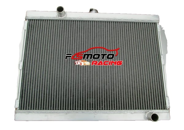 Aluminiumkøler, kerne størrelse 618mm x 400mm x 56mm, samlet størrelse 700mm x 490mm x 70mm, 3 rækker, kompatibilitet for Nissan Datsun 280Z 280ZX