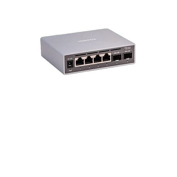 Netværksswitch, 4 porte 2.5G, 2 porte 10G SFP+,Med EU-stik