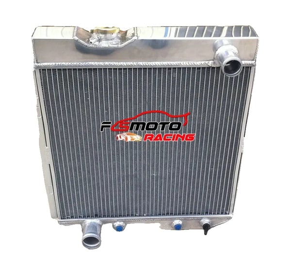 Aluminium Radiator, Kerne Dimensioner 418mm x 438mm x 56mm, Samlede Dimensioner 547mm x 498mm x 116mm, Kompatibilitet FORD Mustang V8 5.0L L6 3.3 2.8