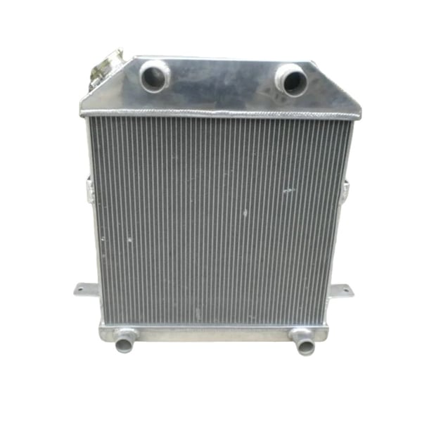 Aluminiumkøler, Kerneudmål: 482mm x 521,04mm x 52mm, Samlede mål: 25 1/8" høj x 25 1/2" bred, Øvre indløbsstørrelse: 45mm