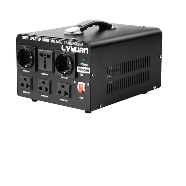 Jännitemuunnin, useita AC-pistokkeita, USB-liitin,VTEU-5000
