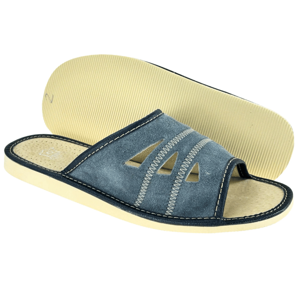 Mukavat miesten nahkaiset tohvelit. Tohvelit. Kotitossut. 46