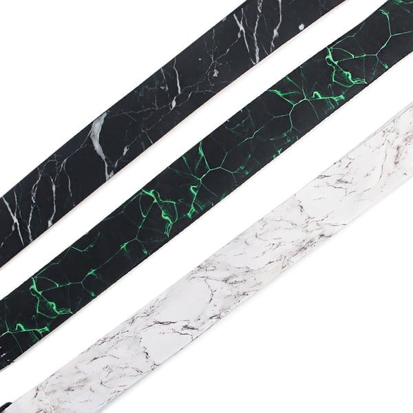 Stilsäkert och Praktisk Nyckelband - Marbledesign