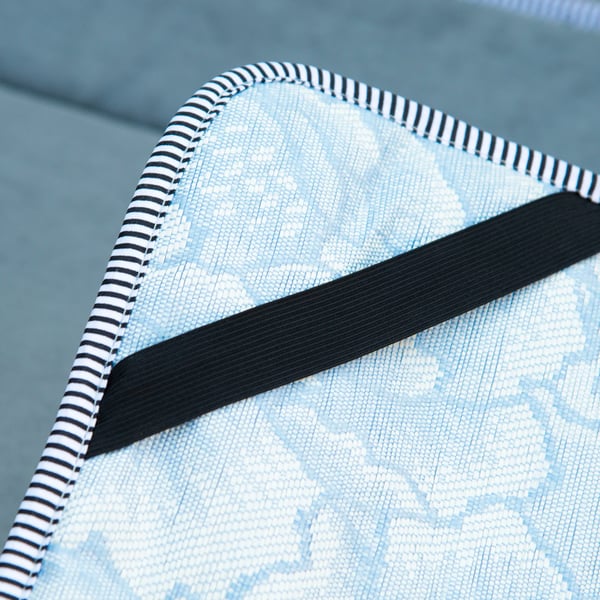 Outsunny foldbar campingstol med måtte, sidelomme, pude - lysegrå, polyester, op til 150 kg