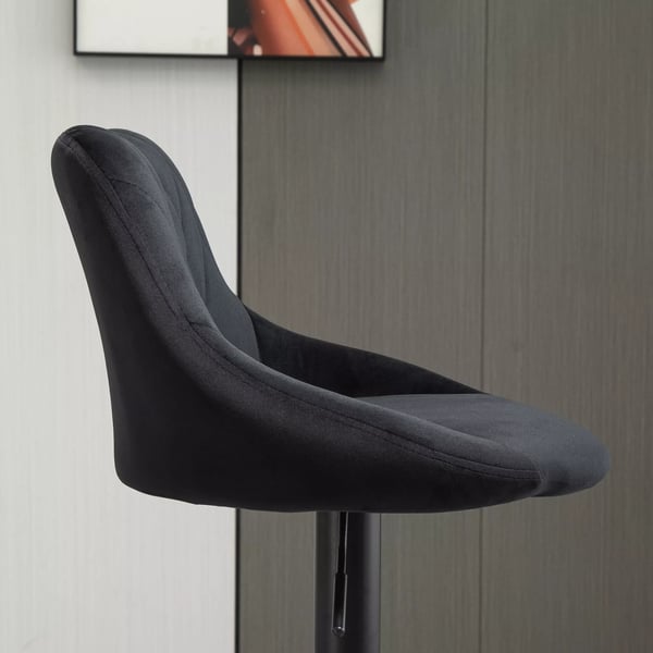 HOMCOM barstole, sæt med 2, højdejusterbare, sort, bistrostol, fodstøtte, ryglæn, fløjl, metal, 46x48x83-104 cm