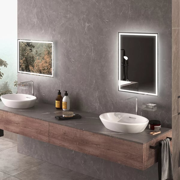 HOMCOM LED badeværelsesspejl 50x70cm dugfrit med touch-kontakt IP44, Aluminium & Glas, Silber