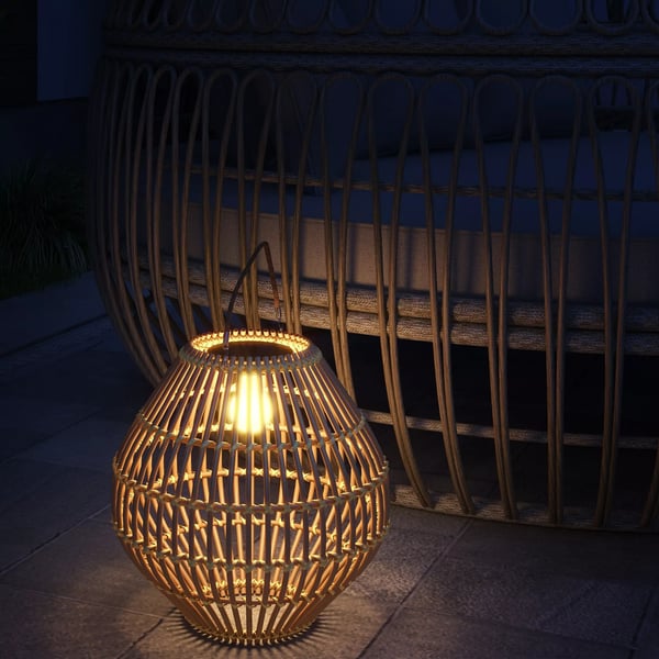 Outsunny solcellelampe, rattan havelampe, vandtæt, lyssensor, tromledesign, gul