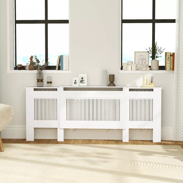 HOMCOM justerbar radiatorafskærmning med hylde, hvid MDF, 125-201 cm