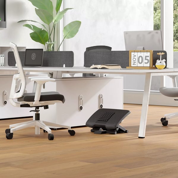 Ergonomisk Fodskammel - Justerbar Hfjde & Vinkel, ABS, Sort - Ideel til Hjemmekontoret