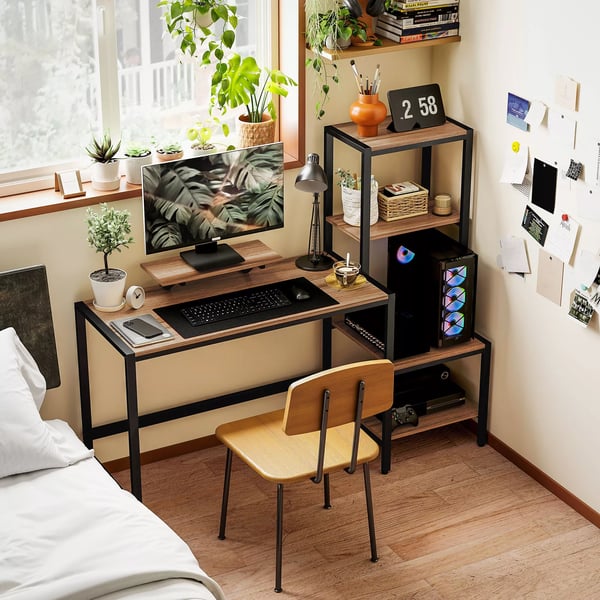 Skrivebord med monitorstander og 4 hylder, brun, 150 x 48 x 125 cm