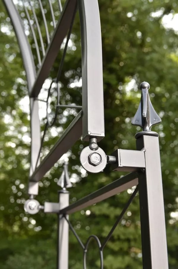 Flexi Rosenbue - Justerbar Bredde, Holdbart Metal, Sort Pulverlakering, Støtte til Klatreplanter (175 cm B x 268 cm H Maks)