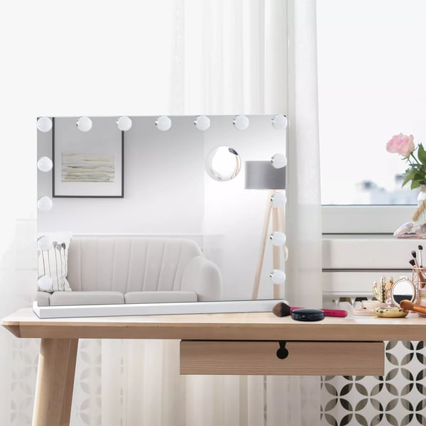 Meikkipöytäpeili Marlene, valkoinen muovi, 10x suurennus, LED-valot, USB-portti