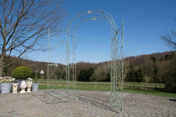 Melissa Antik Grøn Metal Rosenbue med Dobbelte Låger - 220cm Højde, 120cm Bredde