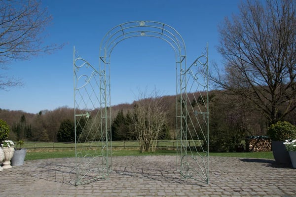 Melissa Antik Grøn Metal Rosenbue med Dobbelte Låger - 220cm Højde, 120cm Bredde