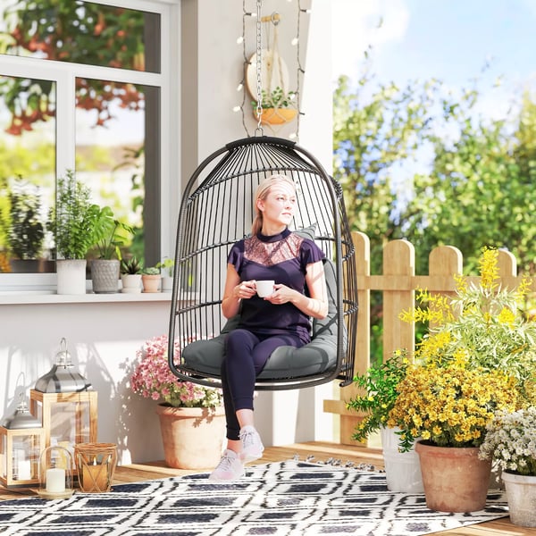 Outsunny Hængeparasol Hængekurv med Pude Polyrattan Gyngestol Mørkegrå Stål