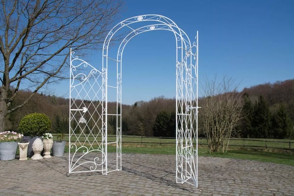 Melissa ruusuportti maalatulla metallirungolla, 220x120x40cm, valkoinen