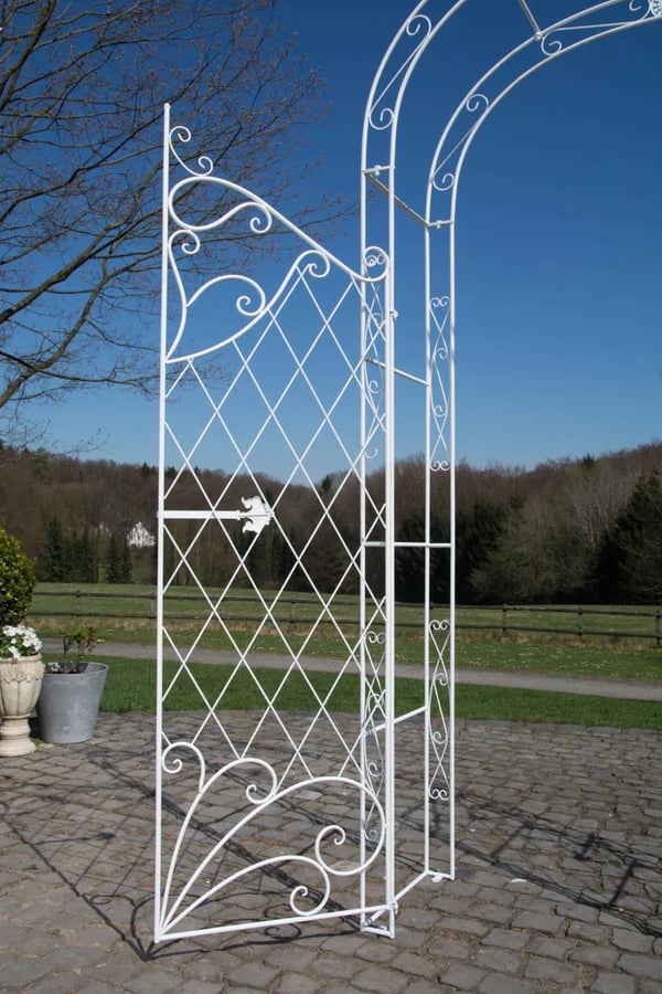 Melissa ruusuportti maalatulla metallirungolla, 220x120x40cm, valkoinen