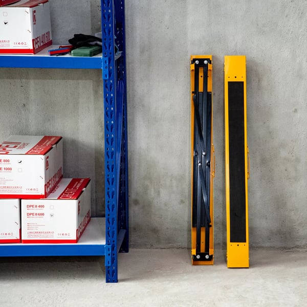 HOMCOM Foldbar Arbejdsbænk - Savbuk med Stålstruktur, Orange/Sort, 99,5x50x78 cm, 125 kg