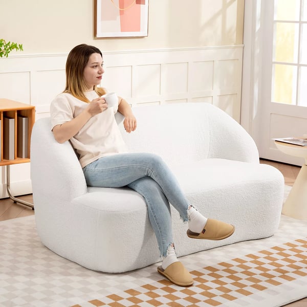 HOMCOM 2-personers sofa, buet design, polstret sofa med fleecebetræk, til stue, soveværelse, hjemmekontor, cremefarvet
