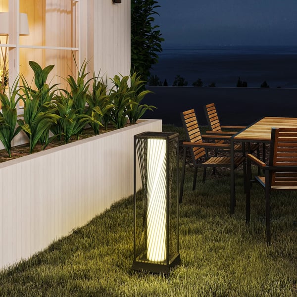 Solcellelampe PE-Rattan Grau m. Lyssensor, 25 LED IP44 Vandtæt, Havebelysning
