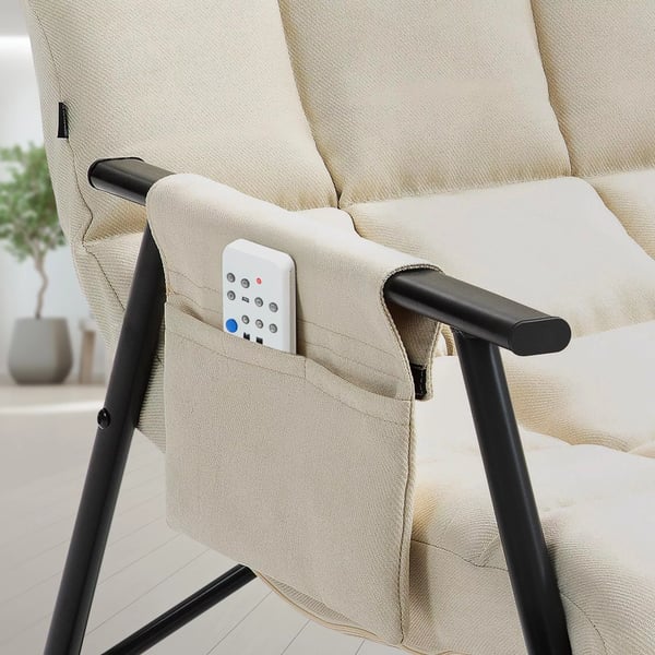 Cremefarvet stof afslappet loungestol med mat sort metalramme