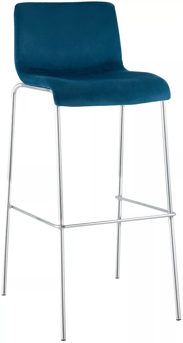 Barstol i blå sammet med metallben i kromlook