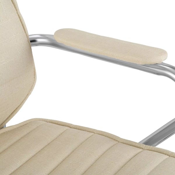 Kontorstol i cremefarvet stof med krom-look metalbase og nakkestøtte - Ergonomisk design, vippemekanisme