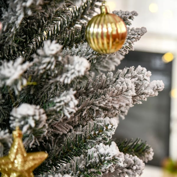 HOMCOM Kunstigt juletræ - 180 cm - Grøn/Hvid med sneeffekt - 390 grene, metalfod