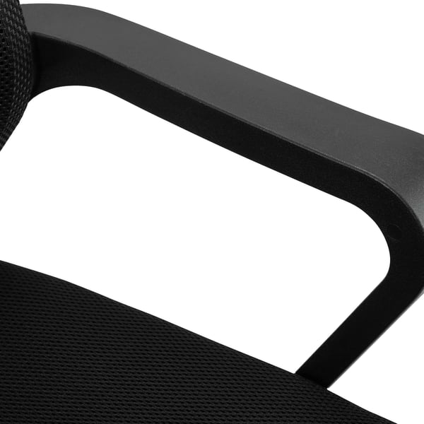 Hanka fribärande gäststol, svart plast, ergonomisk nätrygg med svankstöd, 135 kg lastkapacitet
