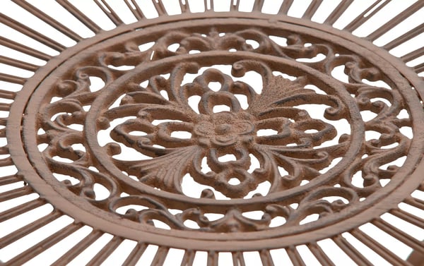 Sheela antiikkipruskea metallinen puutarhap?yt? 69cm