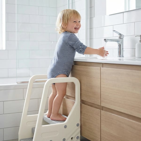 AIYAPLAY Trin-skammel med 3 trin, Brn(2-5 år), Grå, Plast, op til 30 kg, justerbar til badeværelse/køkken