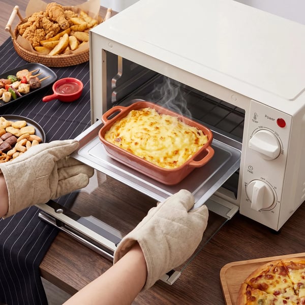 Miniovn 9L Rustfrit Stål i Cremefarvet Hvid - 750W med Bageplade & Grillrist