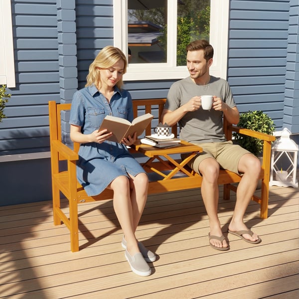 havebænk, 3-personers bænk med bord og armlæn, træbænk op til 280 kg, til altan og terrasse, lysebrun, 153x56x91 cm