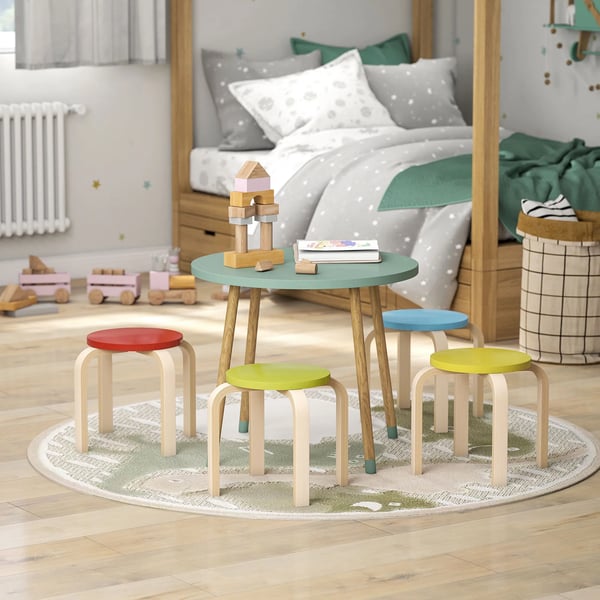 4 stabelbare taburetter med filtpuder, birkekrydsfiner, lakeret, farverig