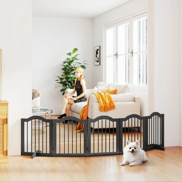 Hopfällbar Hundgrind med Fötter, 5 Paneler, Svart Trä/MDF, 261,5x29,5x61 cm
