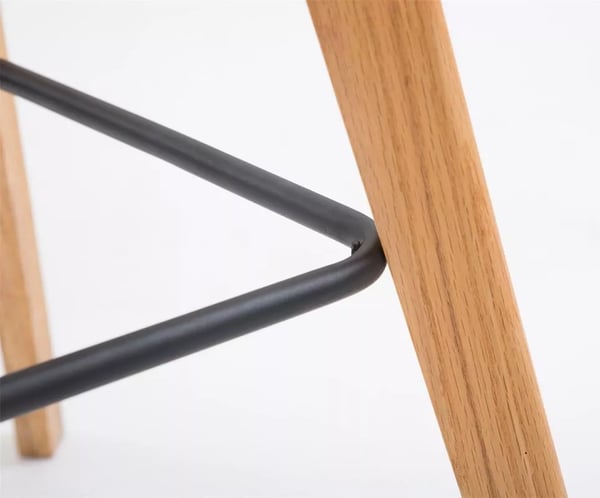 Set med 2 Metz Barstolar - Svart Plast sits, Ek Träram, 76cm Sitthöjd
