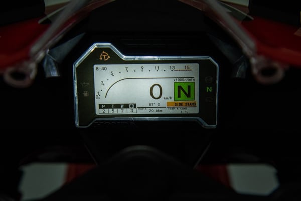 Lasten sähkömoottoripyörä Honda CBR 1000RR, punainen Sun Baby