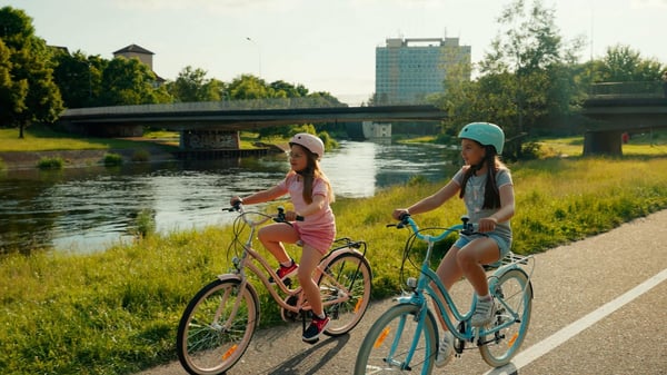 sun baby HEART BIKE Børnecykel 24 tommer - 7 gear Shimano -bagagebærer, metalskærme, V-bremse, kædeskærm - Lyseblå
