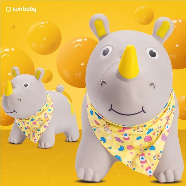 Sun Baby hoppdjur för barn Grå noshörning med bandana + pump, 12m+, max 45 kg
