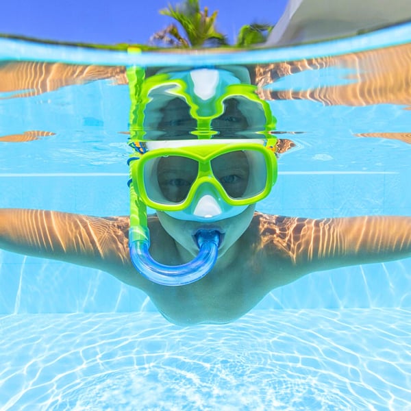 Dykkersæt: Maske med snorkel, svømmebriller + finner