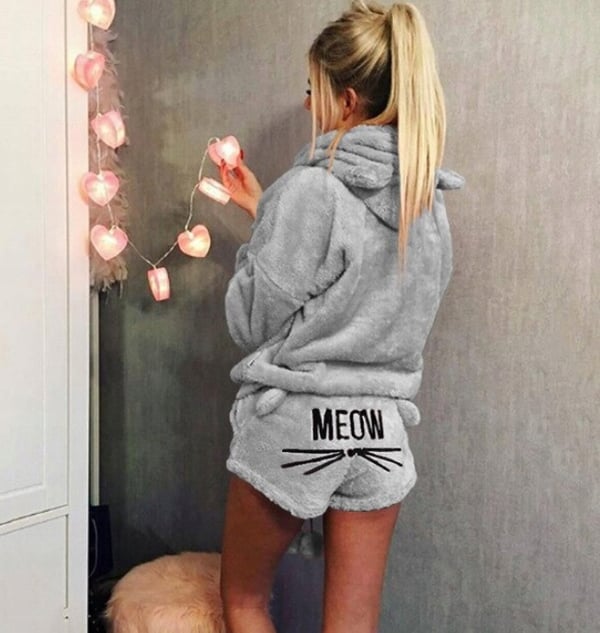 MJAUM varm pyjamas i plysch med kort katt, storlek S