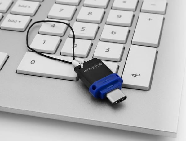 Verbatim Store 'n' Go Dual 64 GB USB-C/USB 3.0-minne