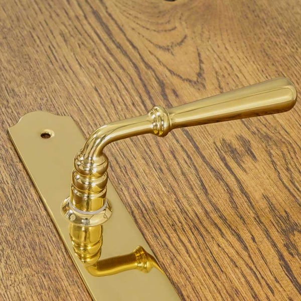 Barton håndtag med WC-plade 72 mm poleret messing