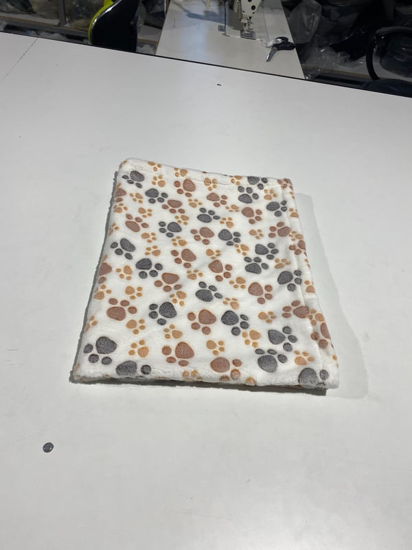 Fleecepeite 70x50 cm tassut vaaleat