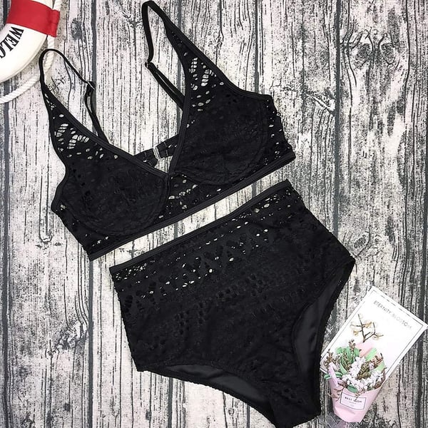 Badedragt, sort bikinisæt, top og bund, shaping størrelse M Badedragt, sort bikinisæt, top og bund, shaping størrelse XL
