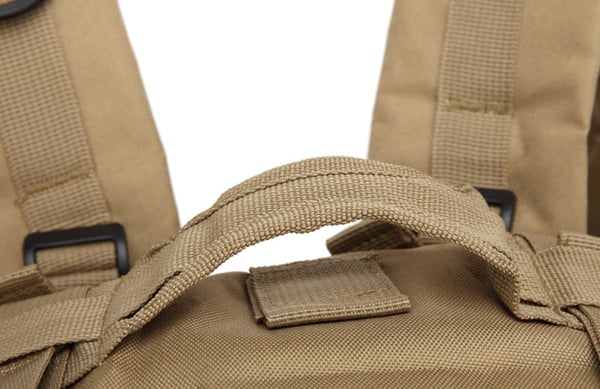 SOTILAINEN TAKTINEN REPU SUURI 50L MIITARY 4in1