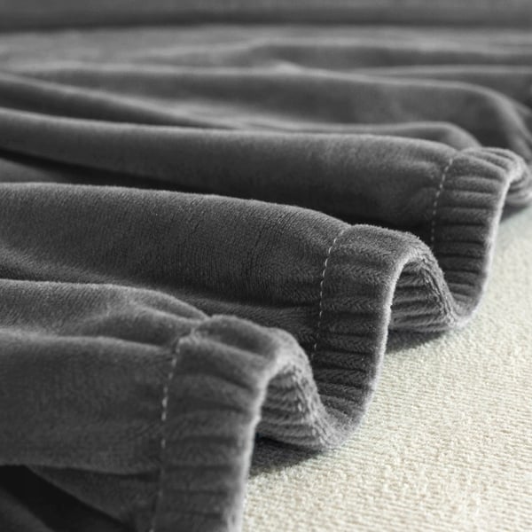 Harmaa samettinen sohvanpäällinen 4-paikkaiselle [22X4]