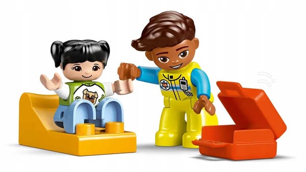 10447 - lego duplo - Ambulans med förare